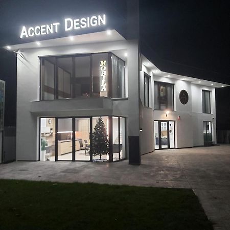 Accent House Apartment Deva Bagian luar foto