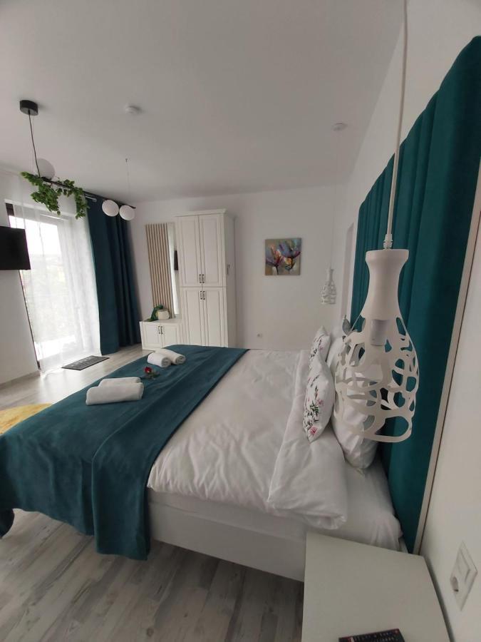 Accent House Apartment Deva Bagian luar foto