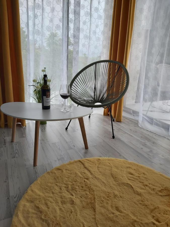 Accent House Apartment Deva Bagian luar foto